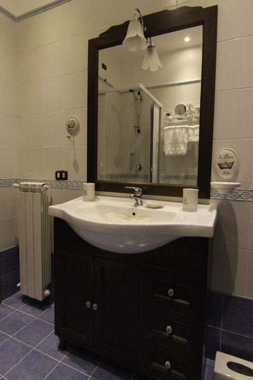 Villa Delle Camelie Граньяно Номер фото